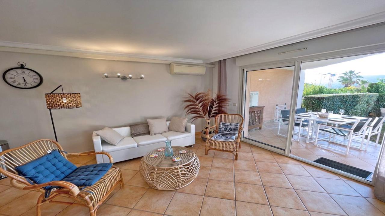 Appartement Les Pins Bleus A8 Sainte-Maxime Exteriér fotografie