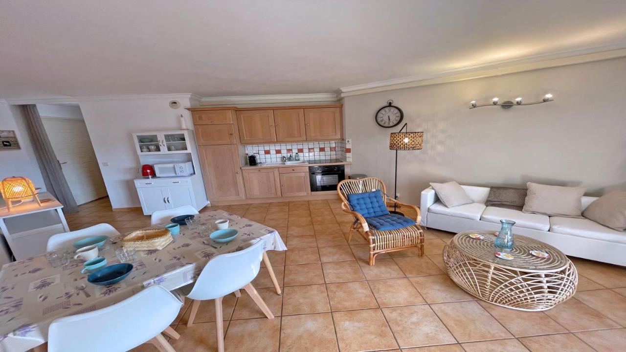 Appartement Les Pins Bleus A8 Sainte-Maxime Exteriér fotografie