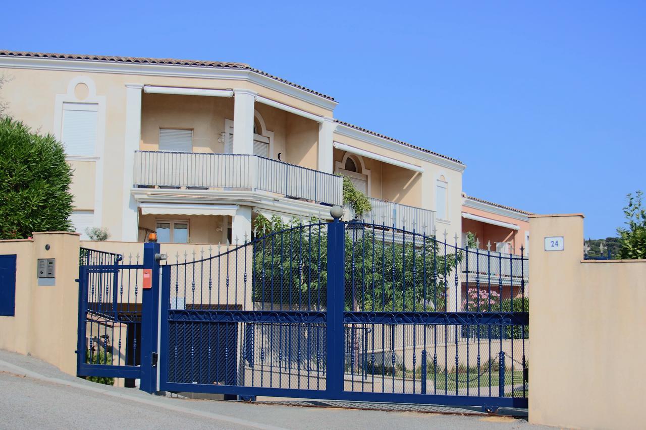 Appartement Les Pins Bleus A8 Sainte-Maxime Exteriér fotografie
